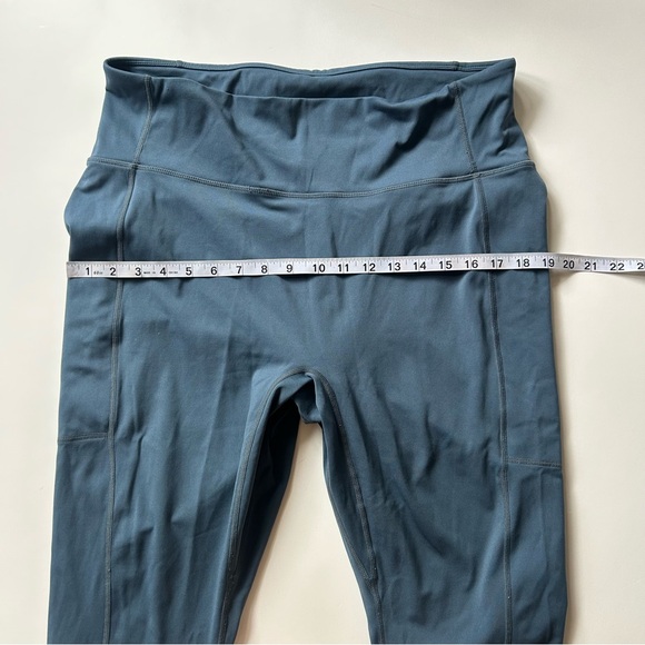 Fabletics Motion365 Dusty Blue Leggings Plus Size 2X - Picture 4 of 11